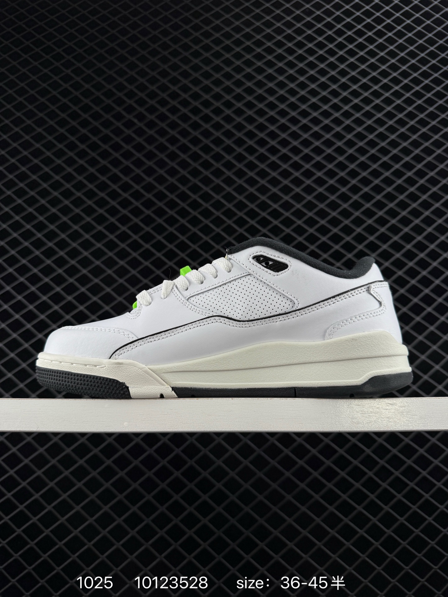 Nike Air Jordan 4 Retro OG